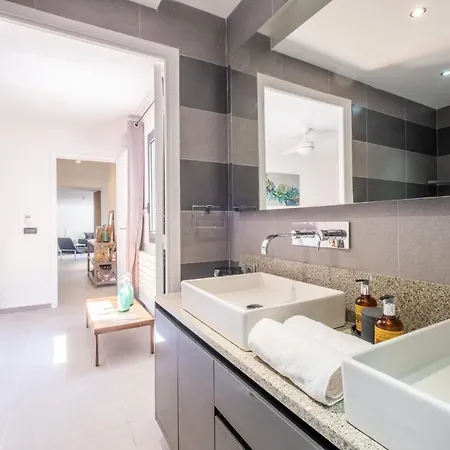 Serrendy House For 8 People Absolute Calm 10 Minutes From Cannes Casa vacanze *