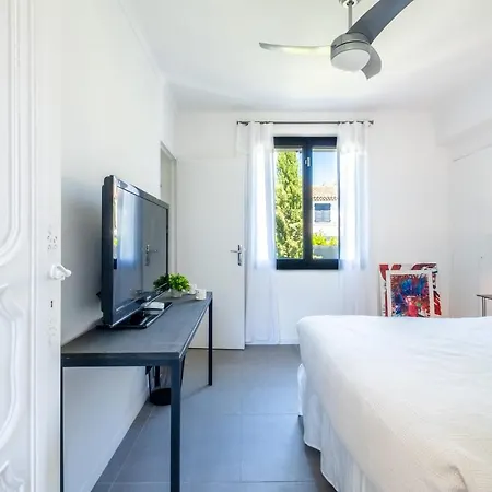 Serrendy House For 8 People Absolute Calm 10 Minutes From Cannes Casa vacanze