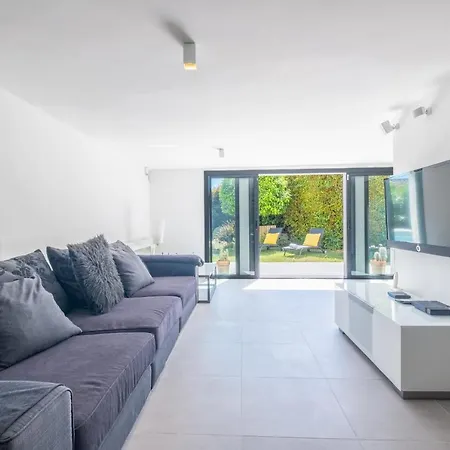 Serrendy House For 8 People Absolute Calm 10 Minutes From Cannes