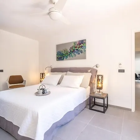 Serrendy House For 8 People Absolute Calm 10 Minutes From Cannes Ferienhaus Le Cannet